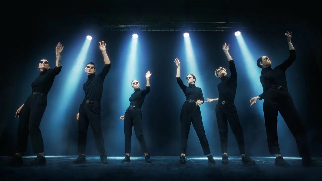 Танцы пермская команда ds crew. Танцы на тнт. Егор дружинин 2022. Танцы пермская команда ds crew. Ds crew выступление на новых танцах.