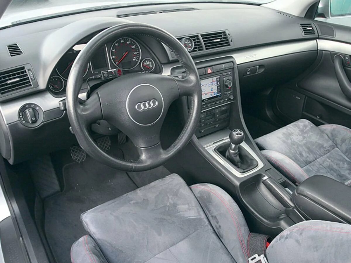 Audi a4 b5 2001 Interior. Audi a4 b6 салон. Audi a4 b6 2003. Ауди а4 б6 2002 салон.