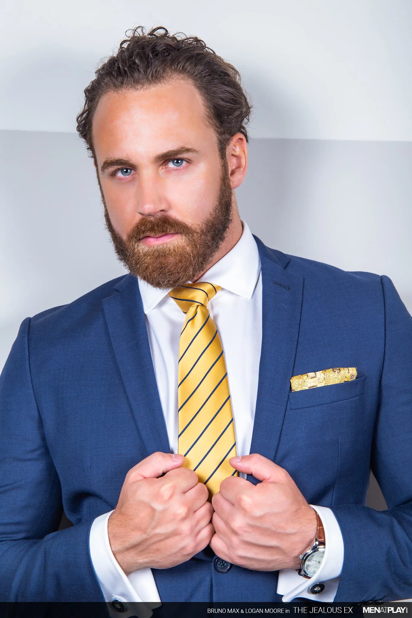 Logan moore. (logan moore, leander). logan moore и его парень.