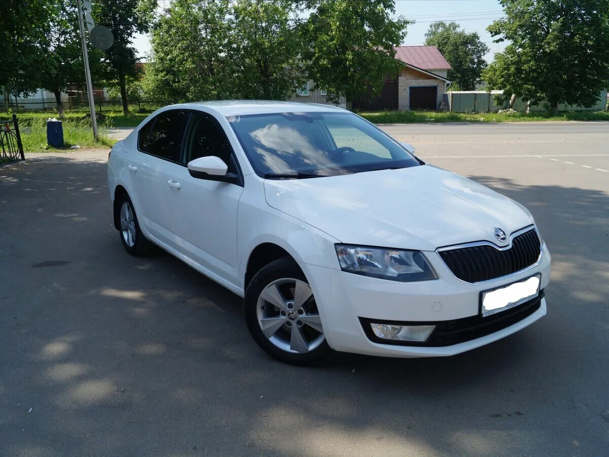 Шкода тула. Шкода октавия 2005 красная крупным планом. 6 механика. Шкода рапид 2008. 8 2015.
