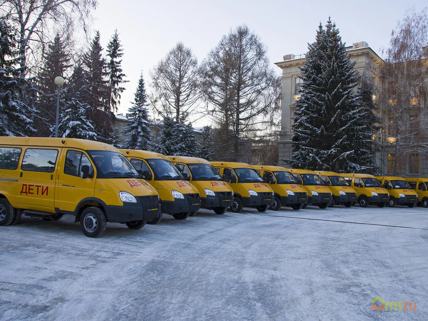 Кладбище школьных автобусов 65 глава. Школьный автобус Омск. Омский школьный автобус. Школьный автобус марки ГАЗ. Школьные автобусы Омской области.