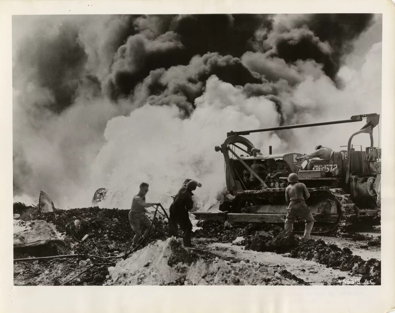 Фотографии второй мировой войны. Вторая мировая война. Война 2 мировая война. Взрывы второй мировой войны 1941-1945 Россия. Второрая мировая война.