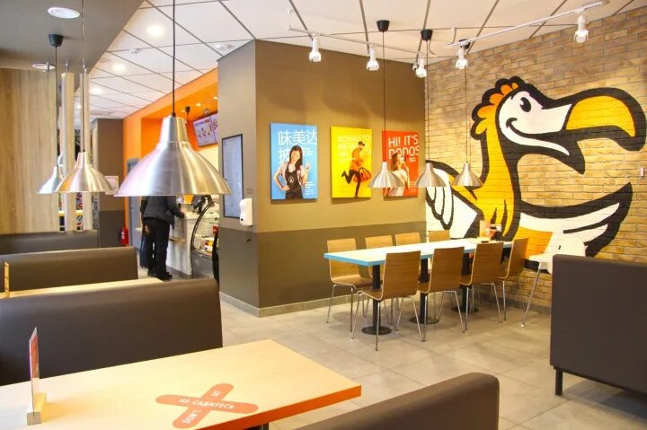 Открытие первой пиццерии додо. Додо пицца шахты. Открытие первой пиццерии додо. Ариция пицца. Додо пицца шахты.