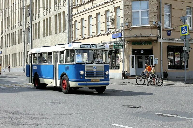 Т ч автобус. Город ч автобусами.