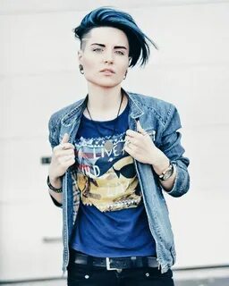 Включи tomboy g