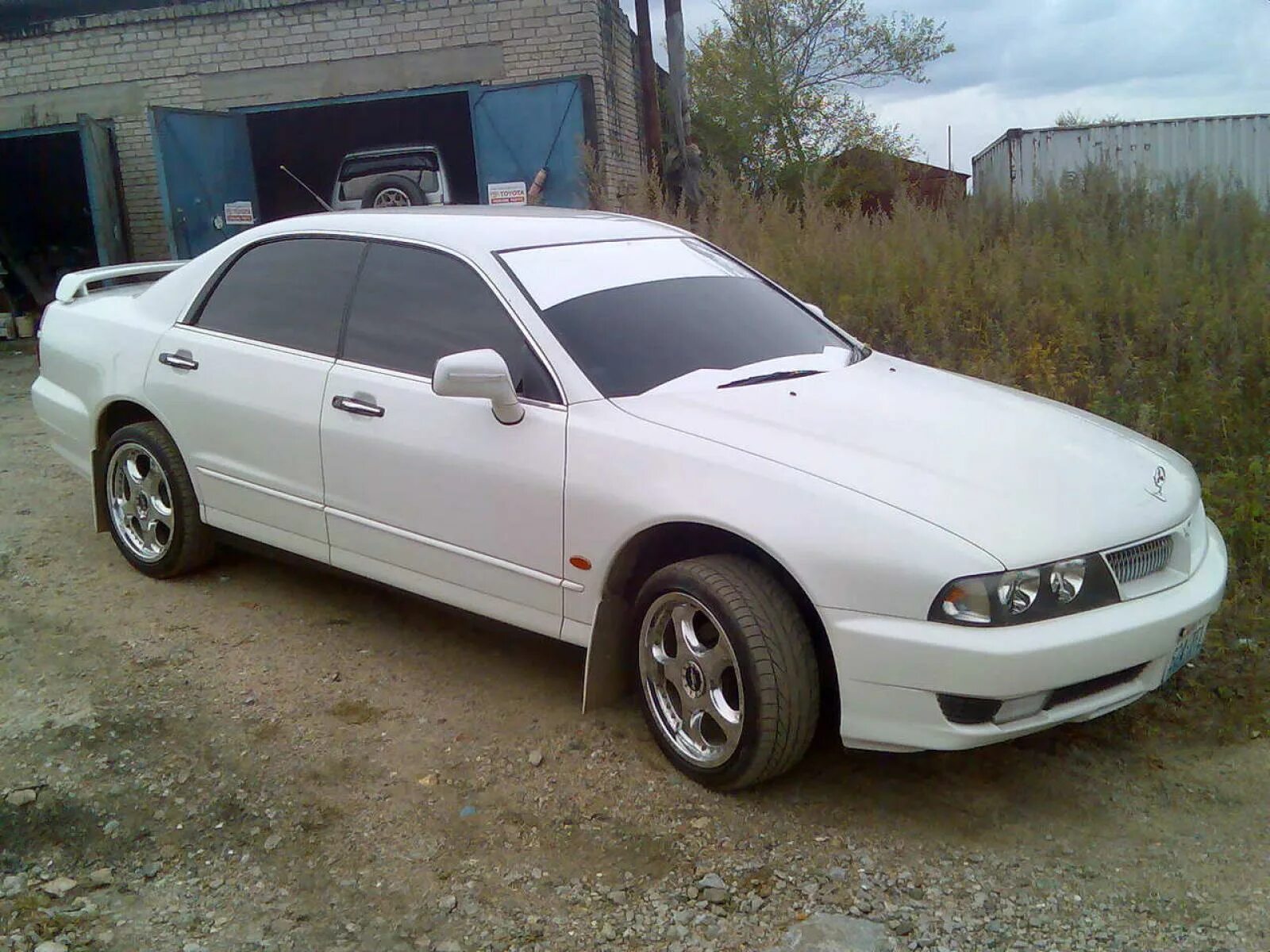 Mitsubishi diamond. Митсубиси Диамант 1998. Мицубиси Диаманте 3.0 1998. Диамант Митсубиси 98. Митсубиси Диамант 2005.