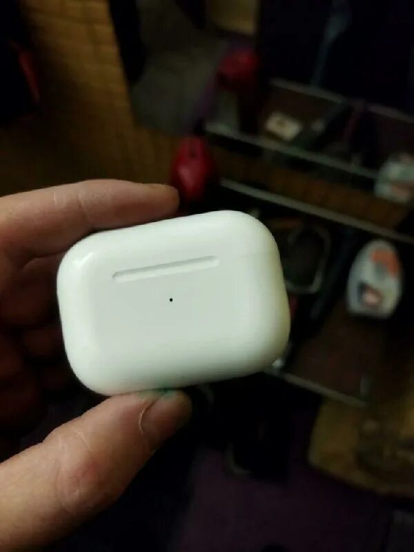 Как найти кейс от наушников дома. Кейс от наушников redmi airdots. Подключение airpods. Airpods pro 2 локатор. Корпус для наушников редми айрдотс.