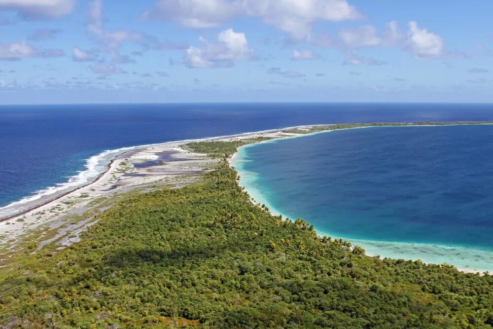 O island. Атолл в тихом океане. Буква о остров. Атолл Суэйнс. Атолл Палмерстон.