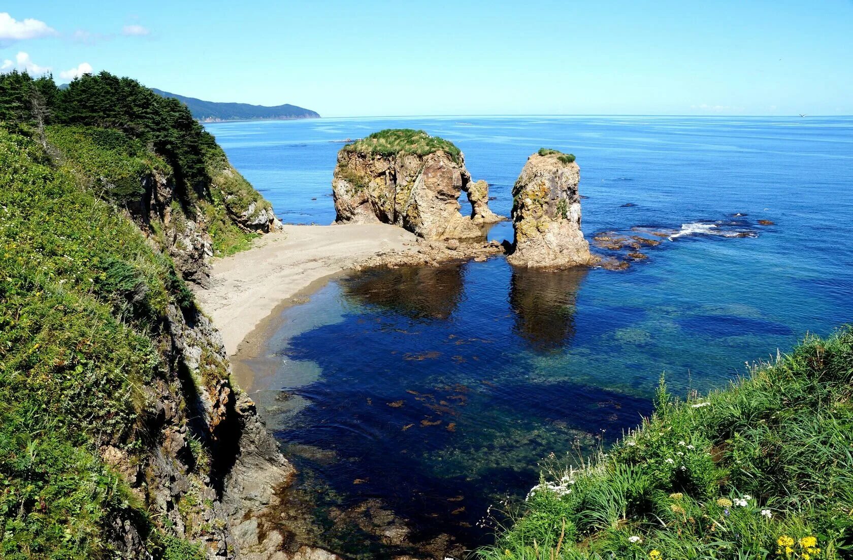 мыс евстафьева сахалин. гора острая сахалин. три брата александровск-сахалинский. южно-сахалинск маяк анива. остров сахалин мыс птичий.