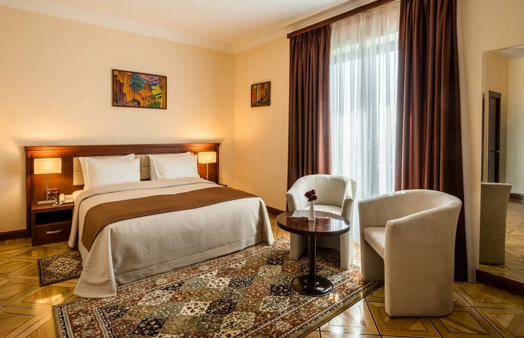 Отель в ереване в центре недорого. Areve Residence Ереван. Отель Areve Residence Boutique Hotel. Nork Hotel Ереван. Glendale Boutique Hotel Ереван.