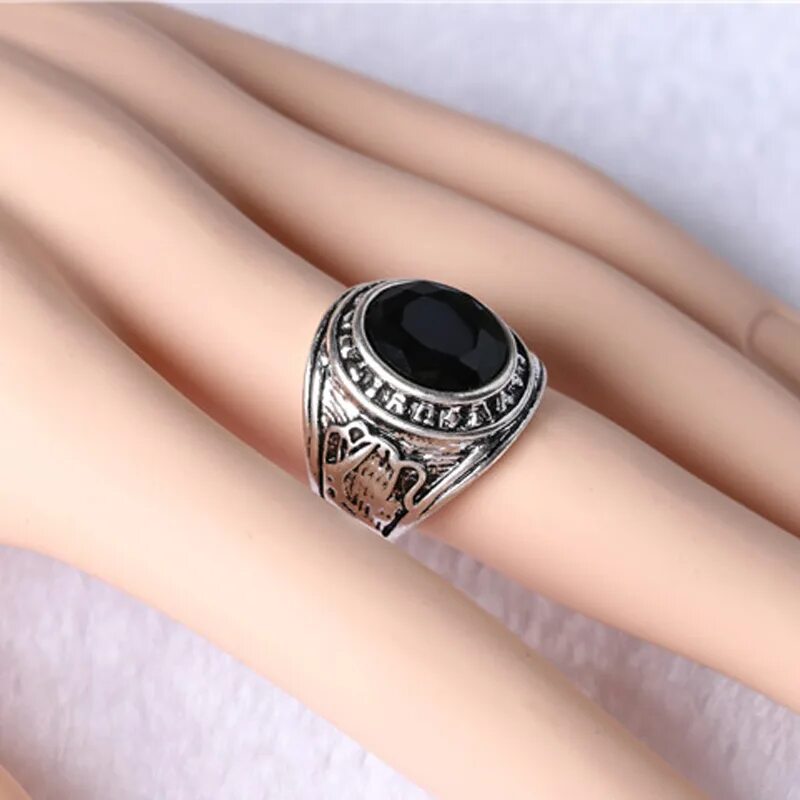 кольцо с розовым камнем. мужские кольца готика. кольца деревянные. кольцо из камня обсидиан. киноварь камень кольцо.