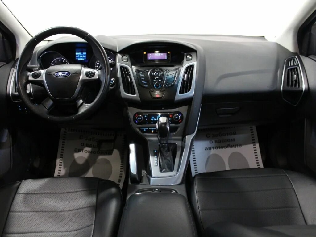 Переходная модель форд фокус 3 2015 года. Форд фокус 3 125 л. Коробка ford focus 3 powershift. Форд фокус 3 1. С салон.