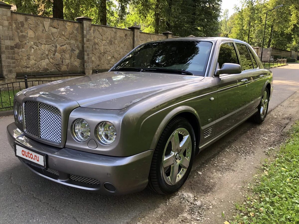 Бентли арнаж. Bentley Arnage 2005. Bentley Arnage t 2005. Bentley Arnage 2005 года. Bentley Arnage 1995.