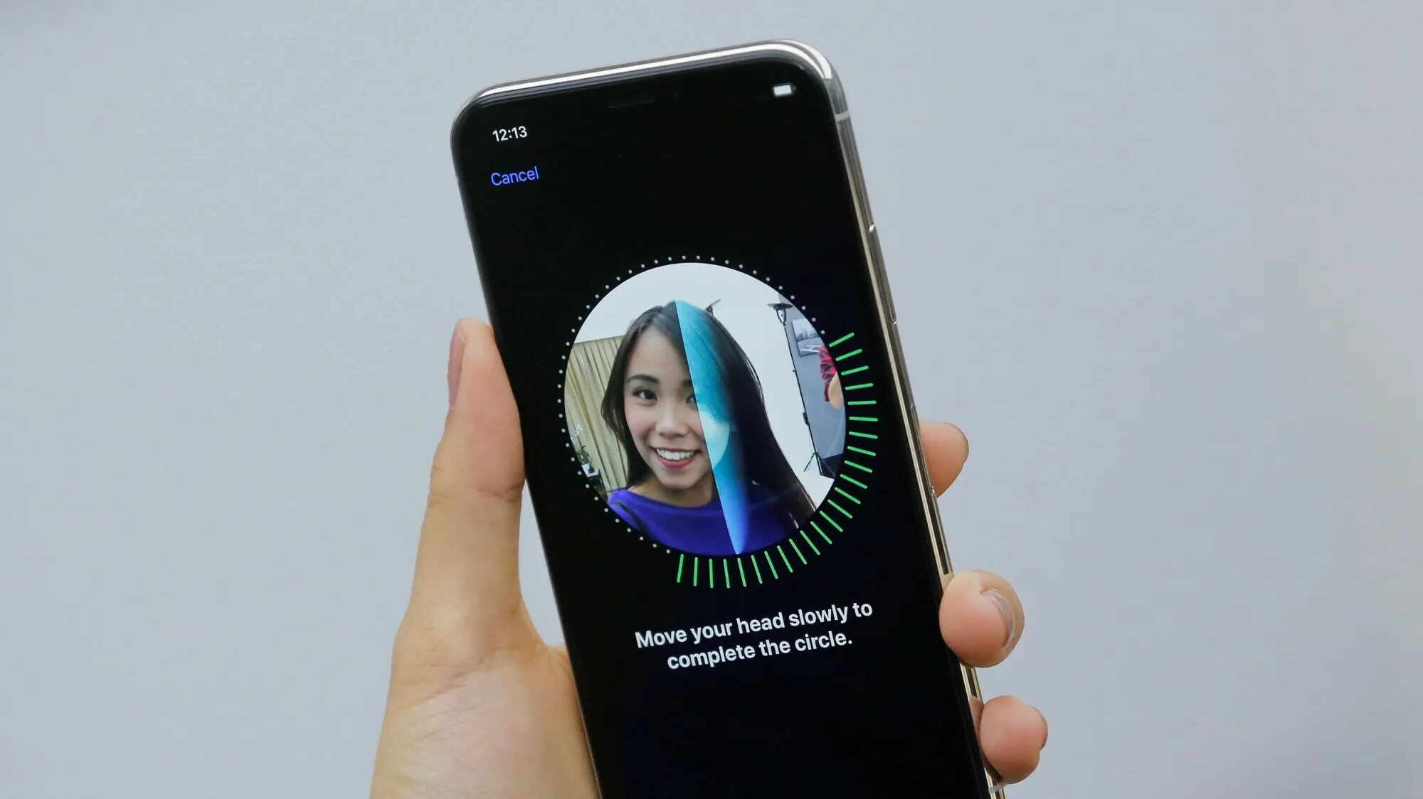 Распознавание лиц айфон. Face ID. Что такое face ID на айфоне. Сканирование лица телефоном. Айфон 10 фейс айди