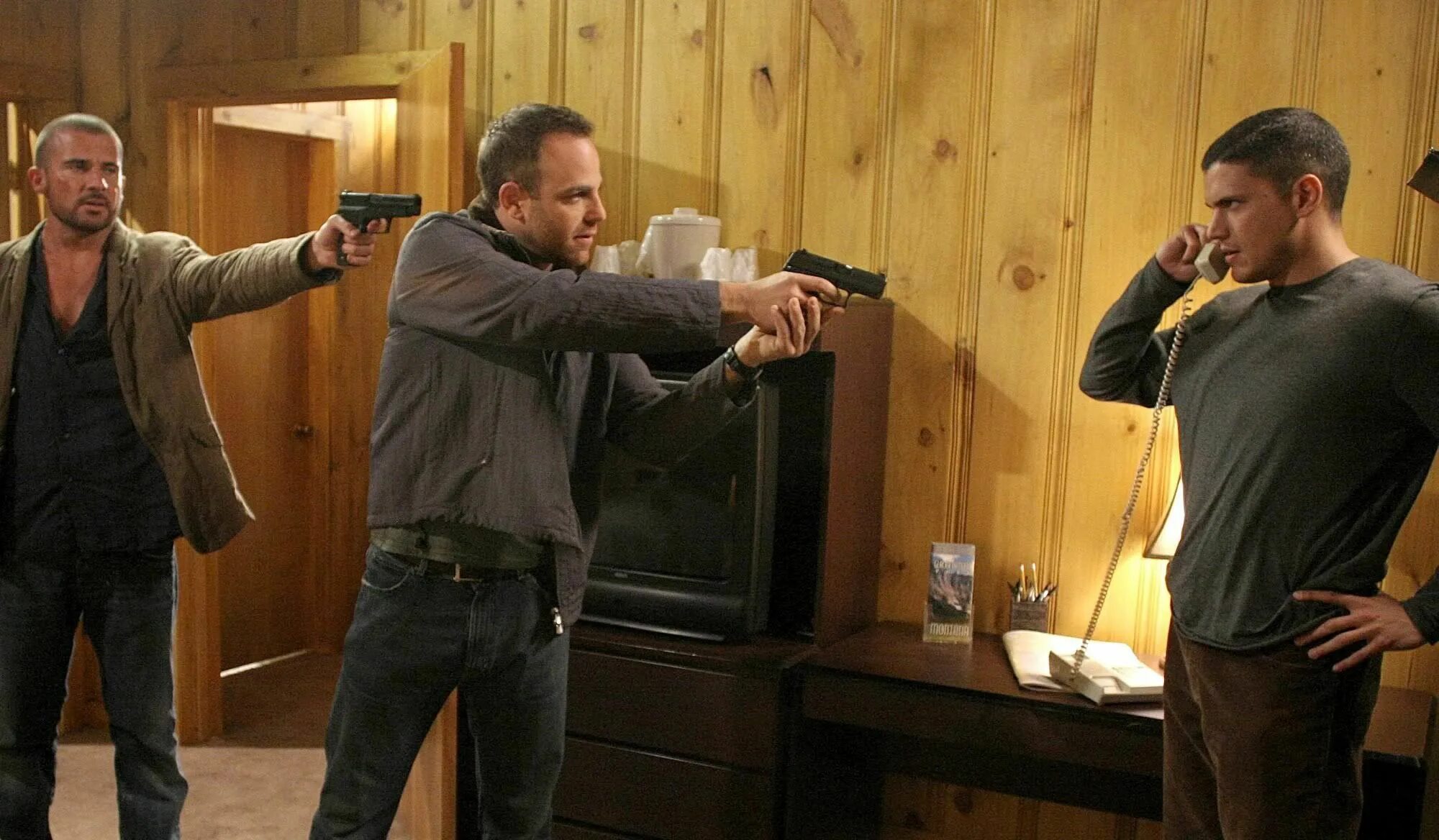 Побег 2 дата выхода. Побег из тюрьмы 2. побег фильм 2007. побег сериал 2 сезон. paul kellerman prison break.