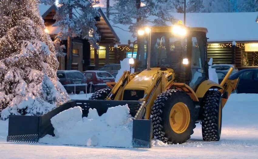 Экскаватор Terex 860 уборка снега. Трактор для уборки снега d. Механизированная уборка снега. Очистка снега трактором. Аренда трактора снег