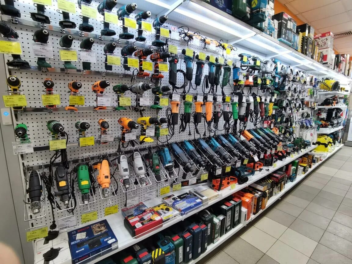 7г. Гайдара 61 дзержинск нижегородской области магазин. Гайдара 61 дзержинск нижегородской области. Днс дзержинск. Днс в дзержинске нижегородской области снаружи.