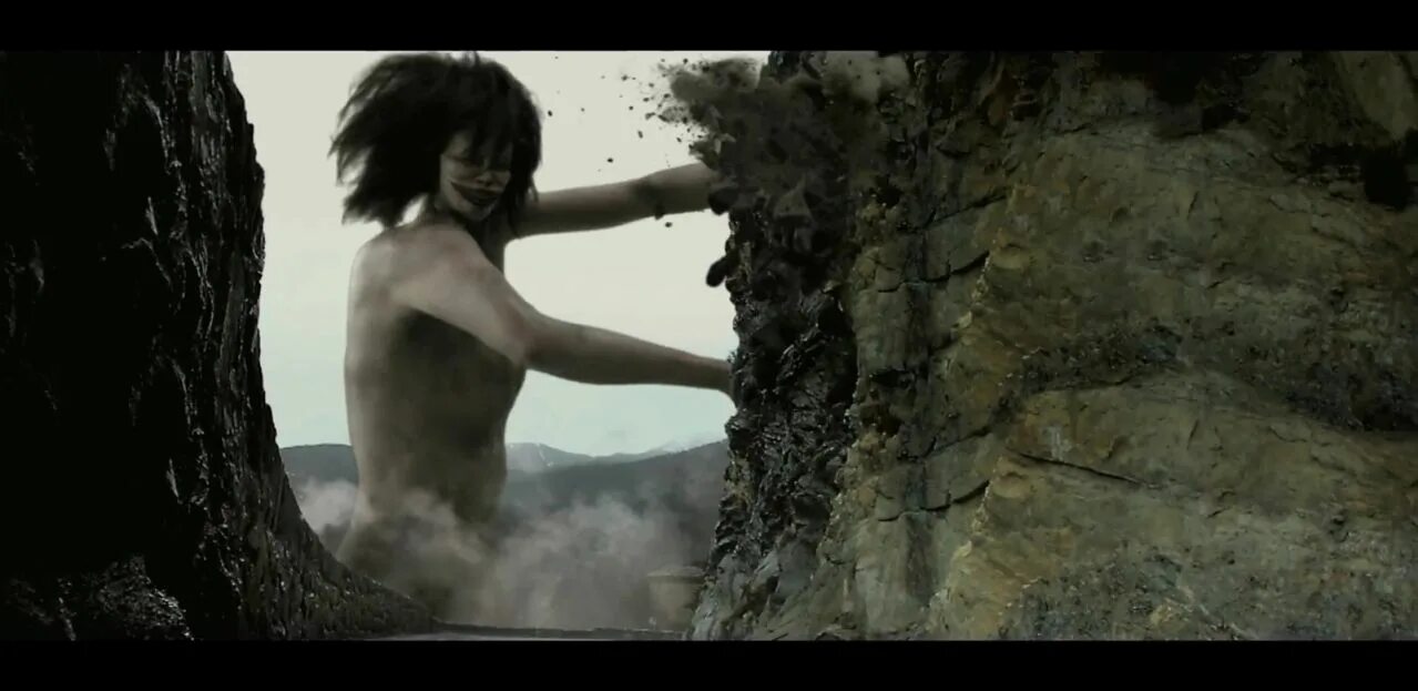 самолет титан в реальной жизни. реальны ли титаны. японский парк атака титанов. атака титанов фильм эрен титан. реальны ли титаны.