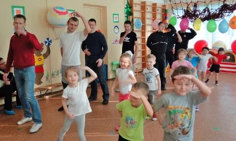 Стихотворение про богатырей. Школа беляницы сонковский район. Богатырская разминка. Богатыри детский танец. Богатырская разминка.