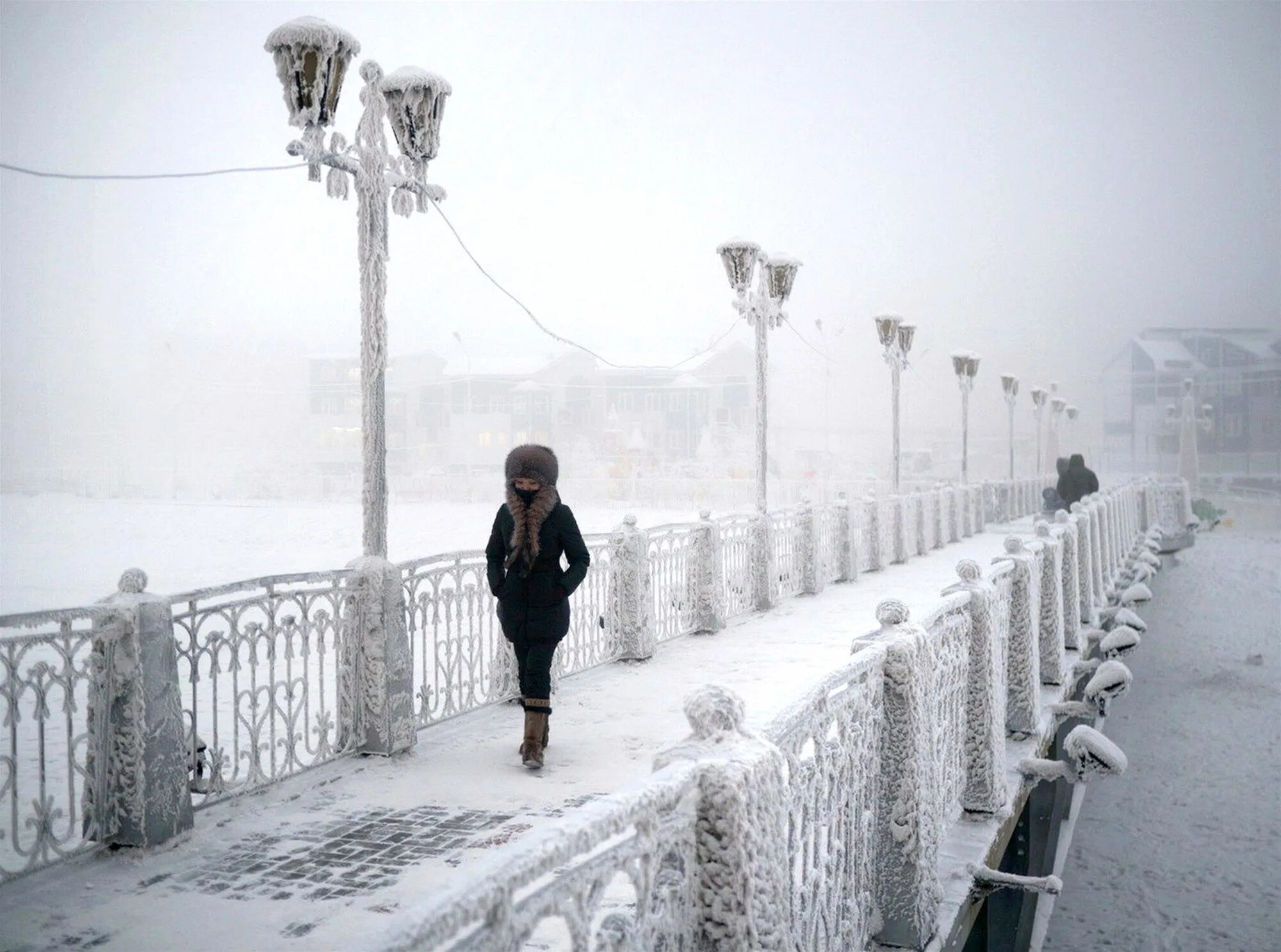 Самый холодный город в мире Оймякон. Оймякон Мороз. Самый холодный город в России Оймякон. Оймякон люди. Климат в нашем городе суровый морозы начинаются