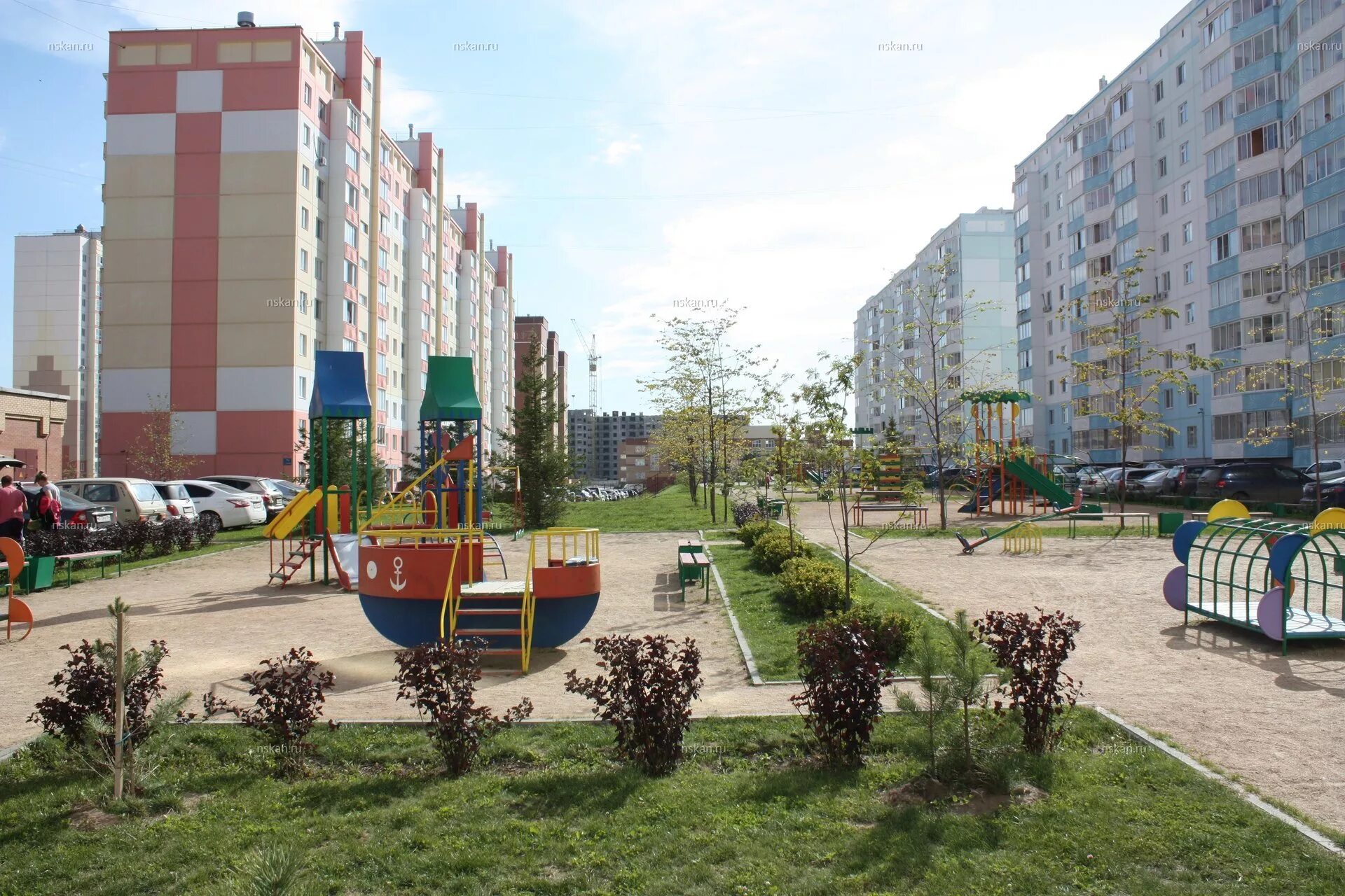 Мкр родники новосибирск. Жм родники новосибирск. Жилмассив родники новосибирск. Родники снегири новосибирск. Микрорайон родники новосибирск.
