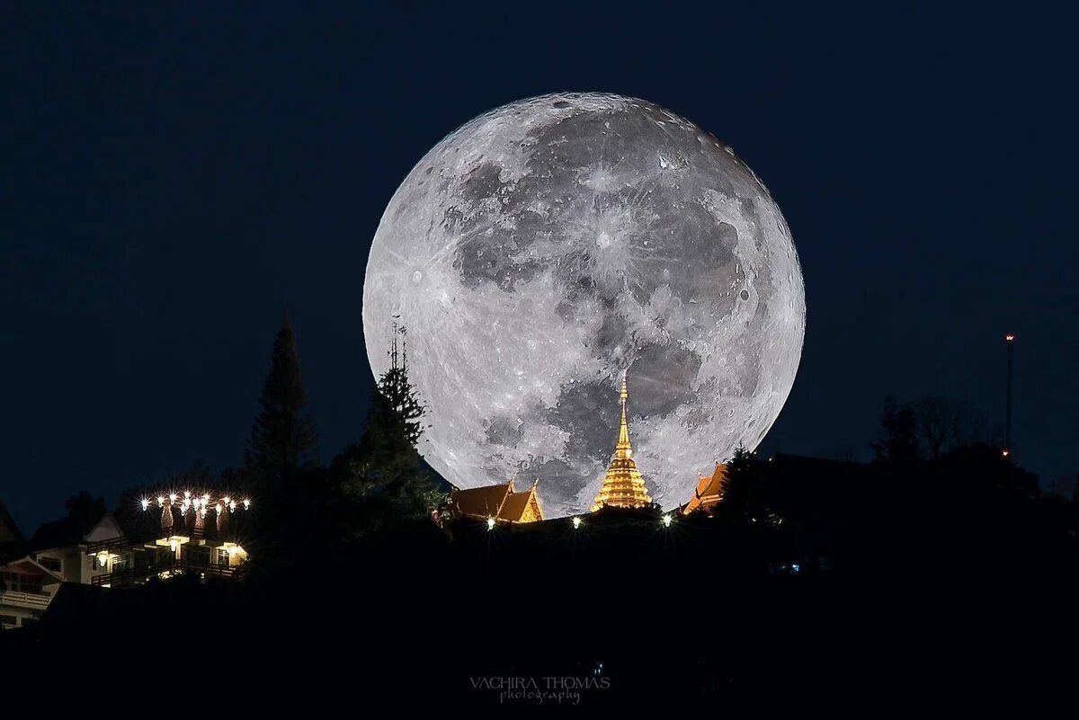 Суперлуние 1948. Большая Луна. Гигантская Луна. Самая большая Луна. The moon is beautiful