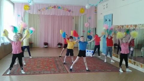 Спортивный танец в садах видео