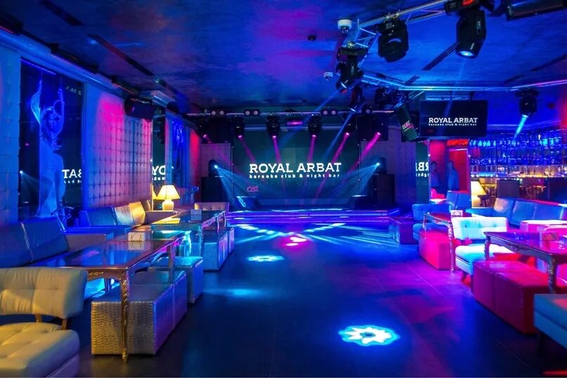 Royal arbat ул новый арбат. Royal арбат. ресторан роял арбат москва. роял арбат караоке москва. караоке роял видное.