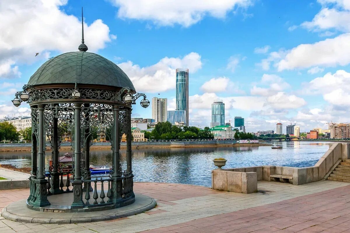Екатеринбург центр города 2021. Екатеринбург исторический центр. Город екатеринбург. Tour екатеринбург. Екб обзорная экскурсия.