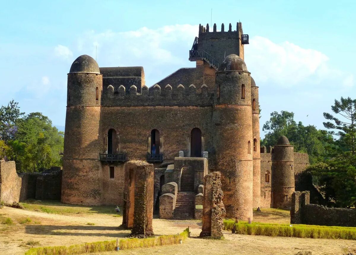 абиссиния эфиопия. крепость фасил-гебби эфиопия. достопримечательности эфиопии. достопримечательности эфиопии. лалибела эфиопия храм.