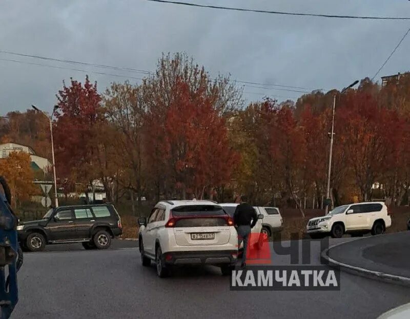 Снежные лавины на камчатке. Авария тойота петропавловск. Халактырский пляж камчатка катастрофа. Дтп тойота королла сегодня. Чп петропавловск-камчатский.