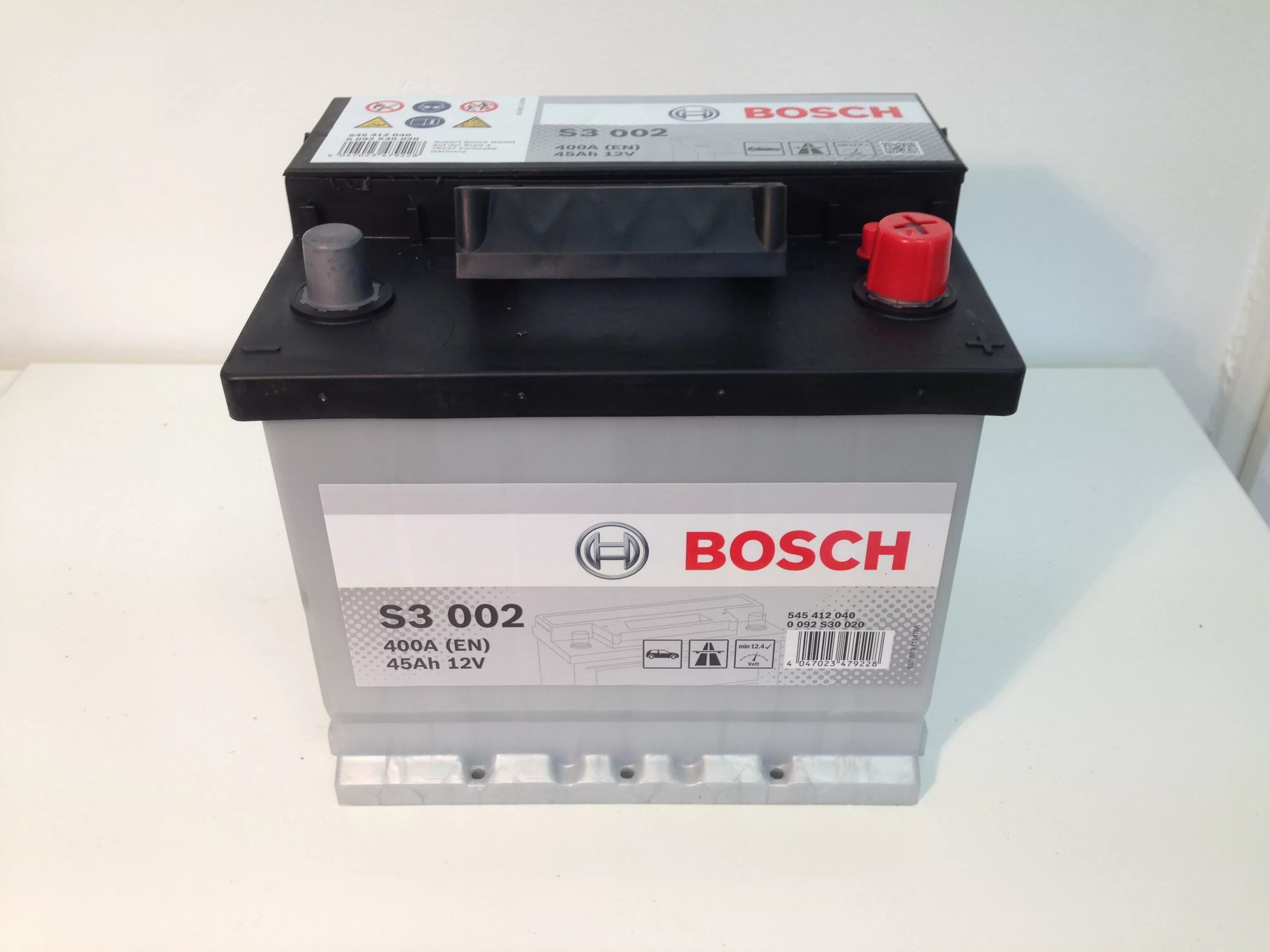 Аккумулятор автомобильный 45. Аккумулятор Bosch 0092s30020. Аккумулятор Bosch 12v 45ah 400 a s3 003. Bosch s3 0 092 s30 170. Bosch 0092s40010u.