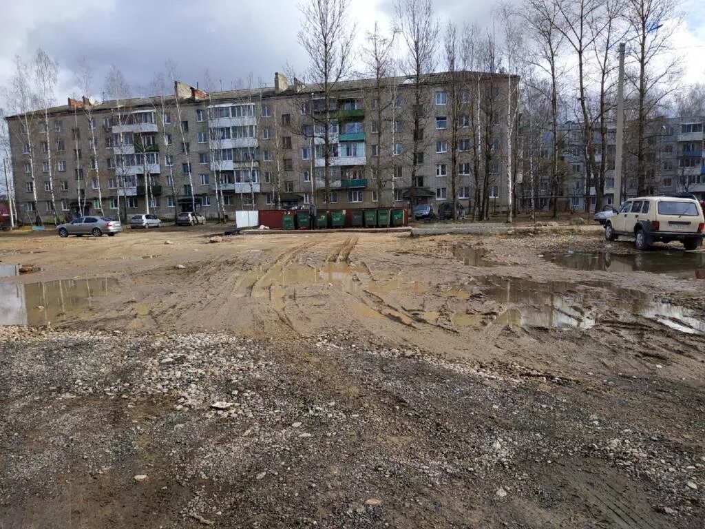 Микрорайон гнездово смоленск. Церковь державной иконы богоматери в гнездово в смоленске. Микрорайон гнездово смоленск. Гнездовские курганы музей заповедник. Поселок гнездово смоленской области.