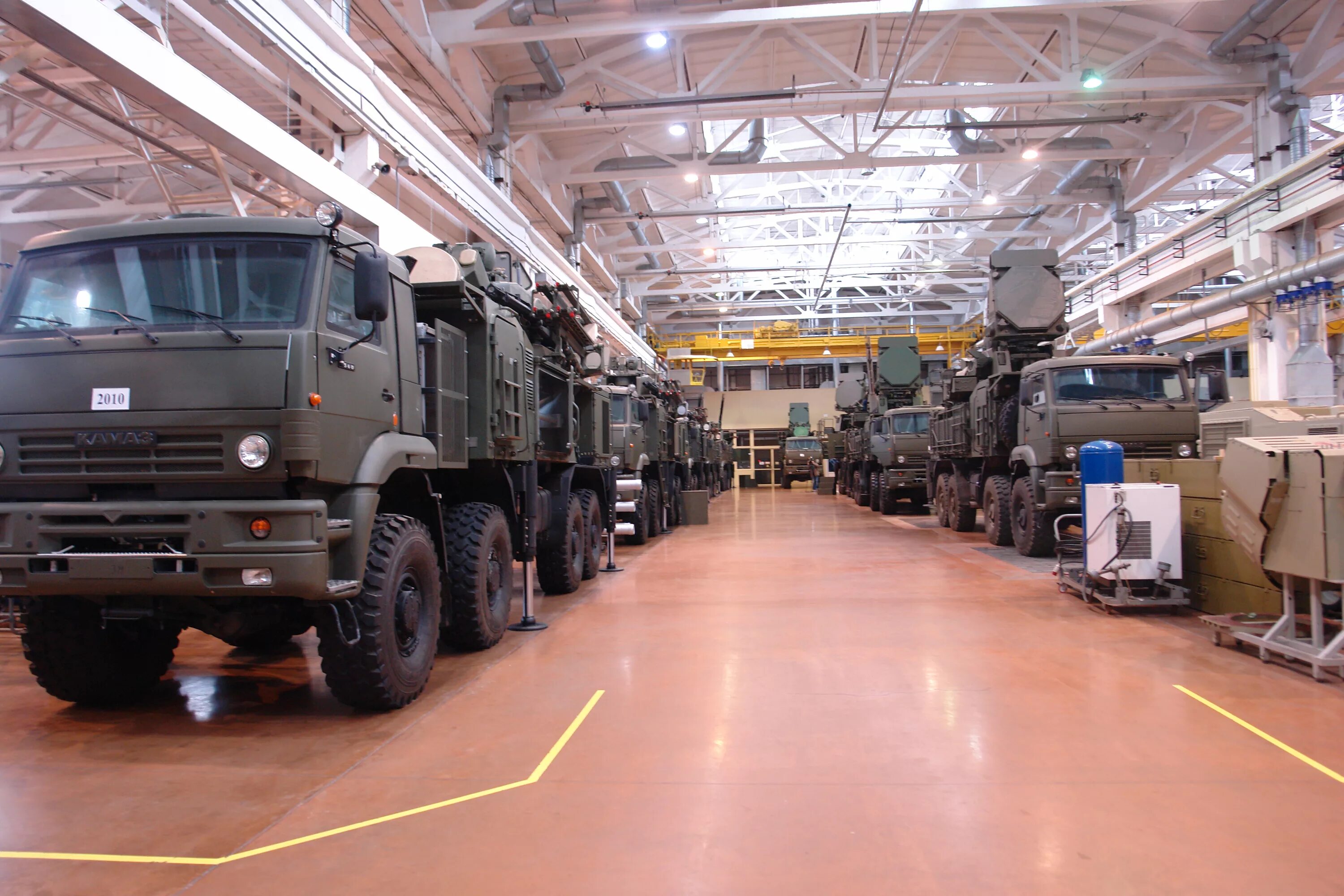 Цех 130 уралвагонзавод. Завод кбп тула. Цех 130 уралвагонзавод. Оборонная промышленность. Продукция оборонной промышленности.