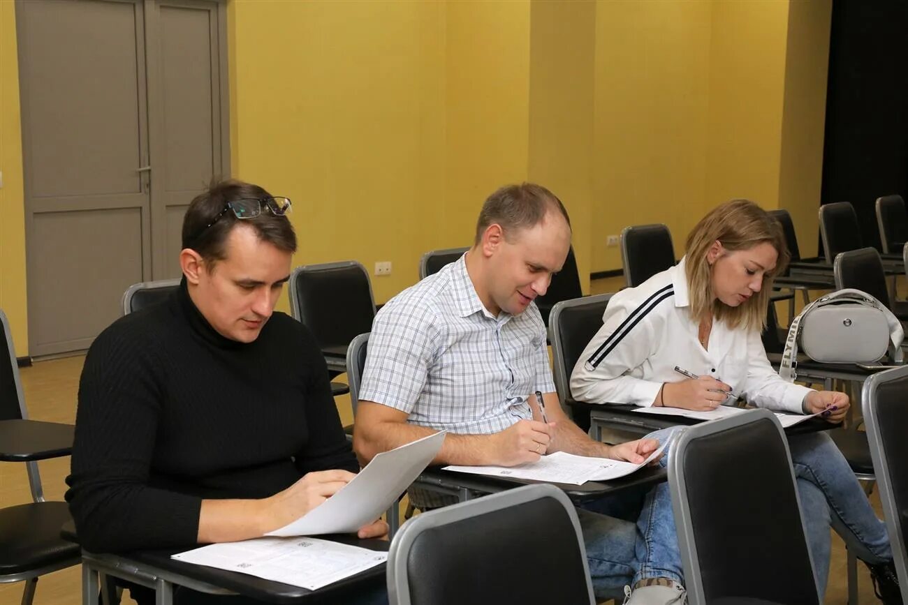 Самара ньюс новости. Самара ньюс новости. Волга ньюс фото. Конференция единой россии в орле новости. Депутат малеев самара.