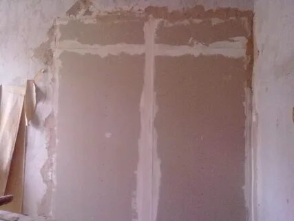 Чем временно закрыть проемы