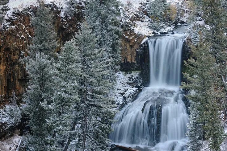 Waterfall in winter West Virginia (photo by Troy Lilly) 1966x1310 Waterfall land