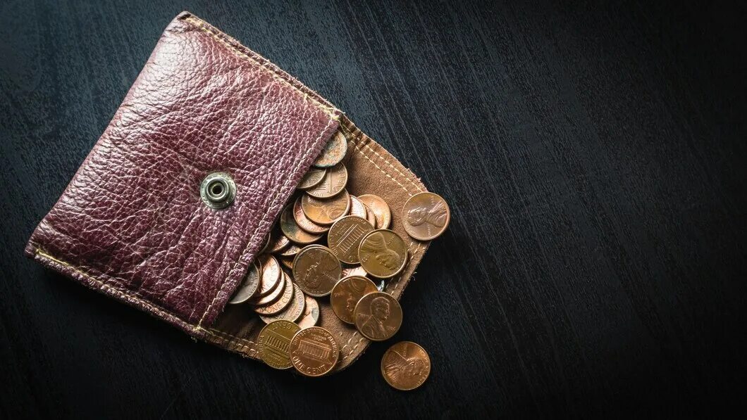 Мелочи из кожи. Coin pouch. Монетница 6301b5682 d. Wallet 5064. Кошелек слеппер монетница.