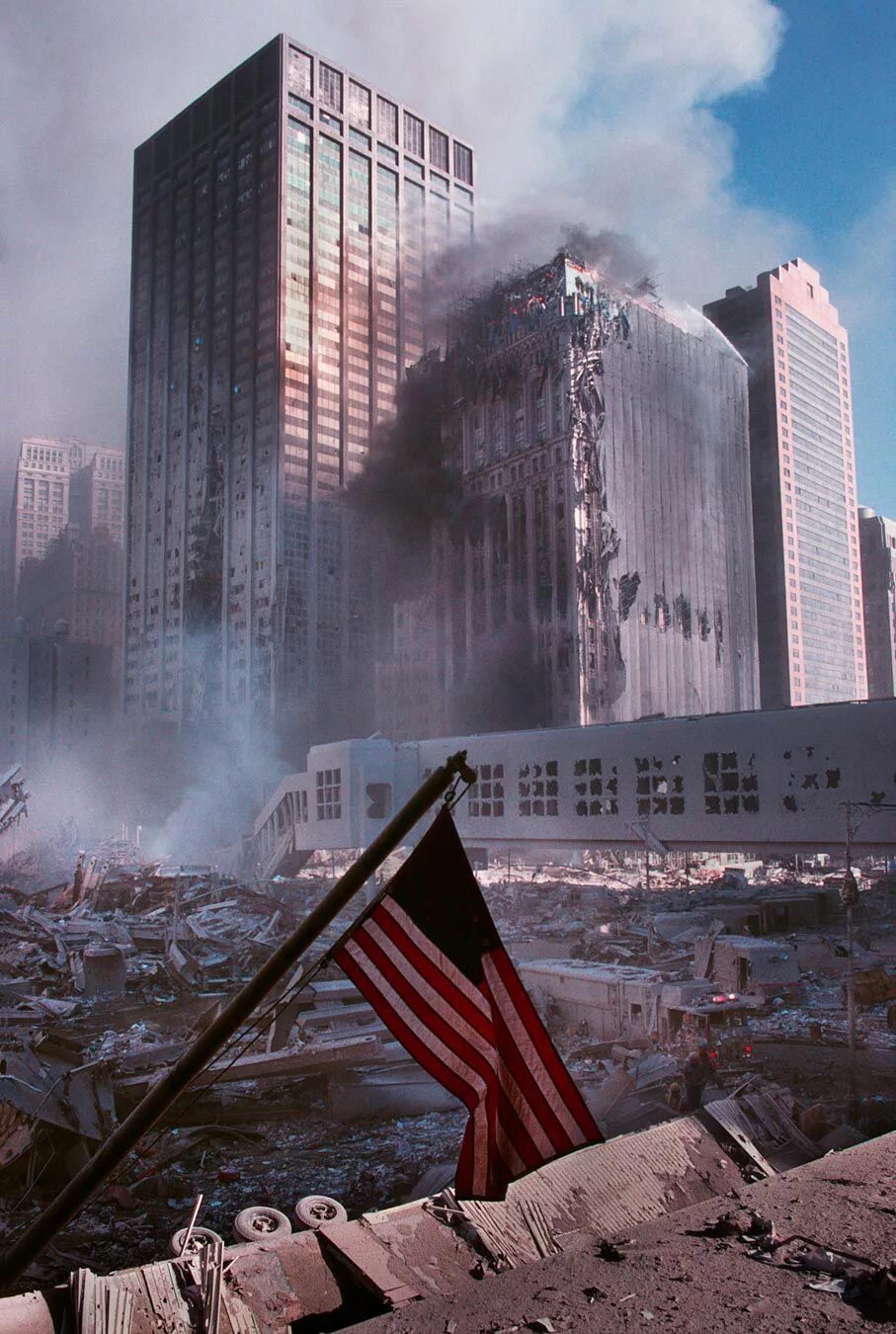 2001 год 11 сентября башни. Башни-Близнецы 11 сентября 2001. Всемирный торговый центр 2001.