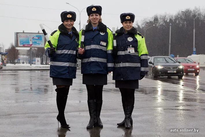 Сколько лет гаи в 2024. Книга 100 лет гаи. Сколько лет гаи в 2024. Автомобили милиции ссср. Инспектор гаи девушка.