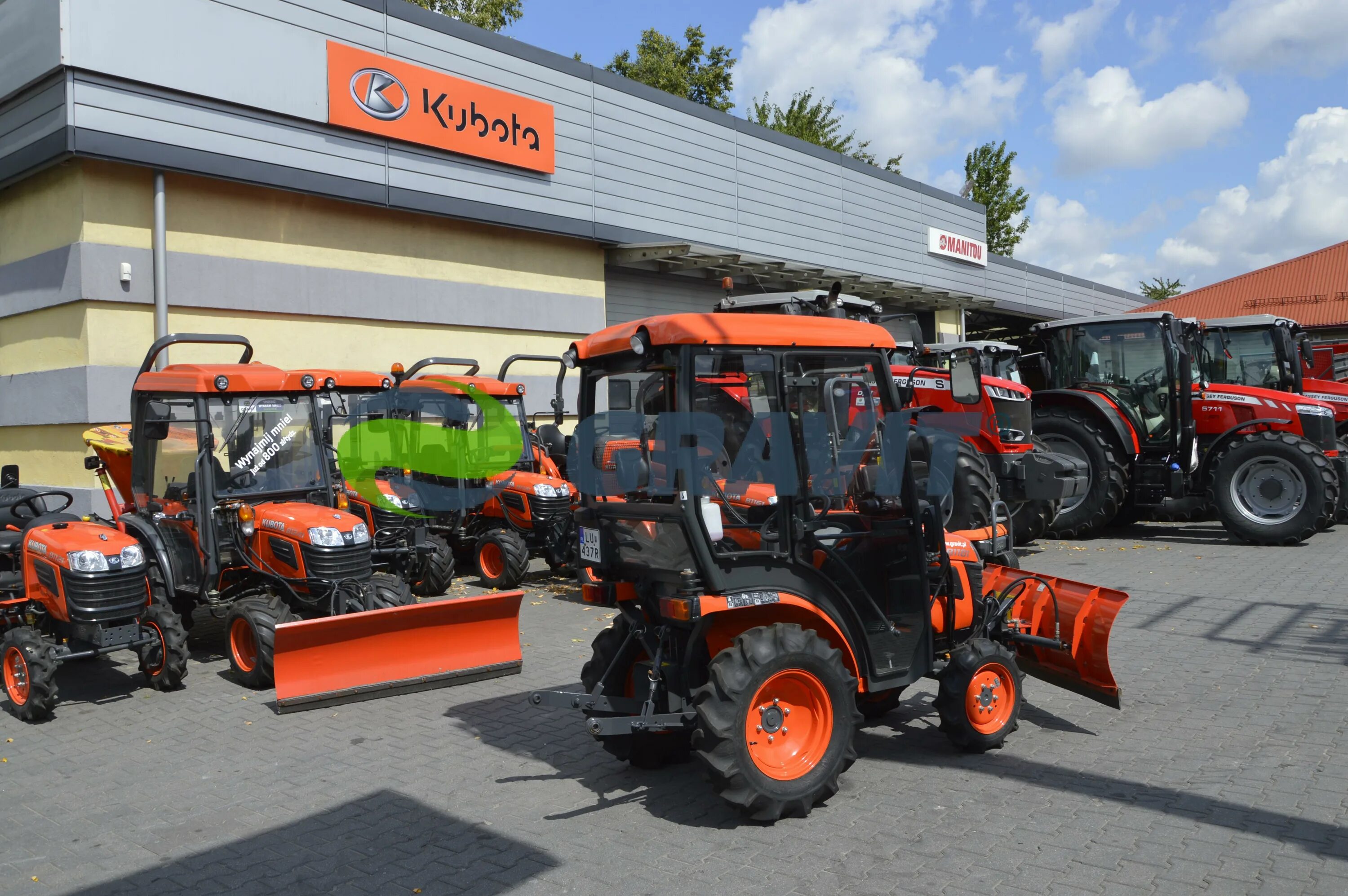 Мини трактор кубота. Kubota b1181. Трактор Кубота 46. Kubota px2100 трактор. Kubota g2160.