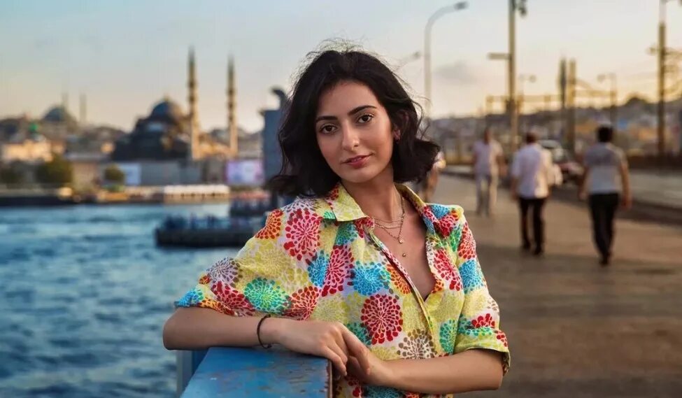 турецкий перевод женщины. турецкий язык слова. русско-турецкий разговорник для туриста. мунира мирзоева атлас красоты. турецкий перевод женщины.