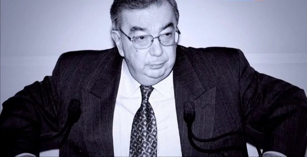 Примаков жизнь. Примаков. е м примаков.