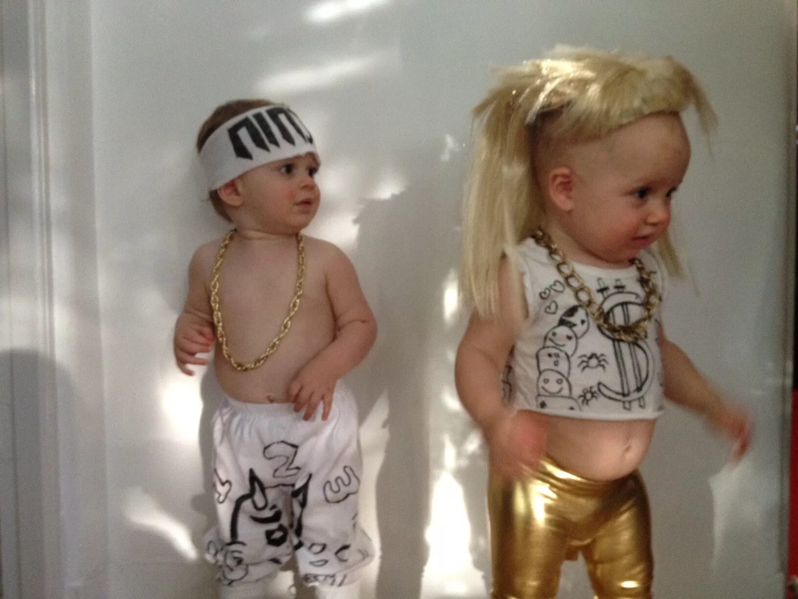 Die antwoord сын. Die antwoord дети. die antwoord дочь. йоланди дети. йоланди и ниндзя.