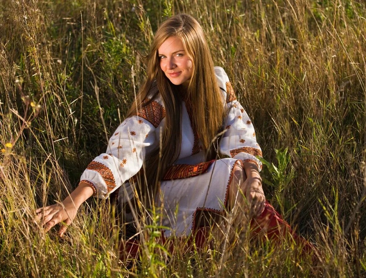 молодой на старославянском. славянин мужчина. буквица славянская азбука расшифровка. молодой на старославянском. ольшанский борис художник.