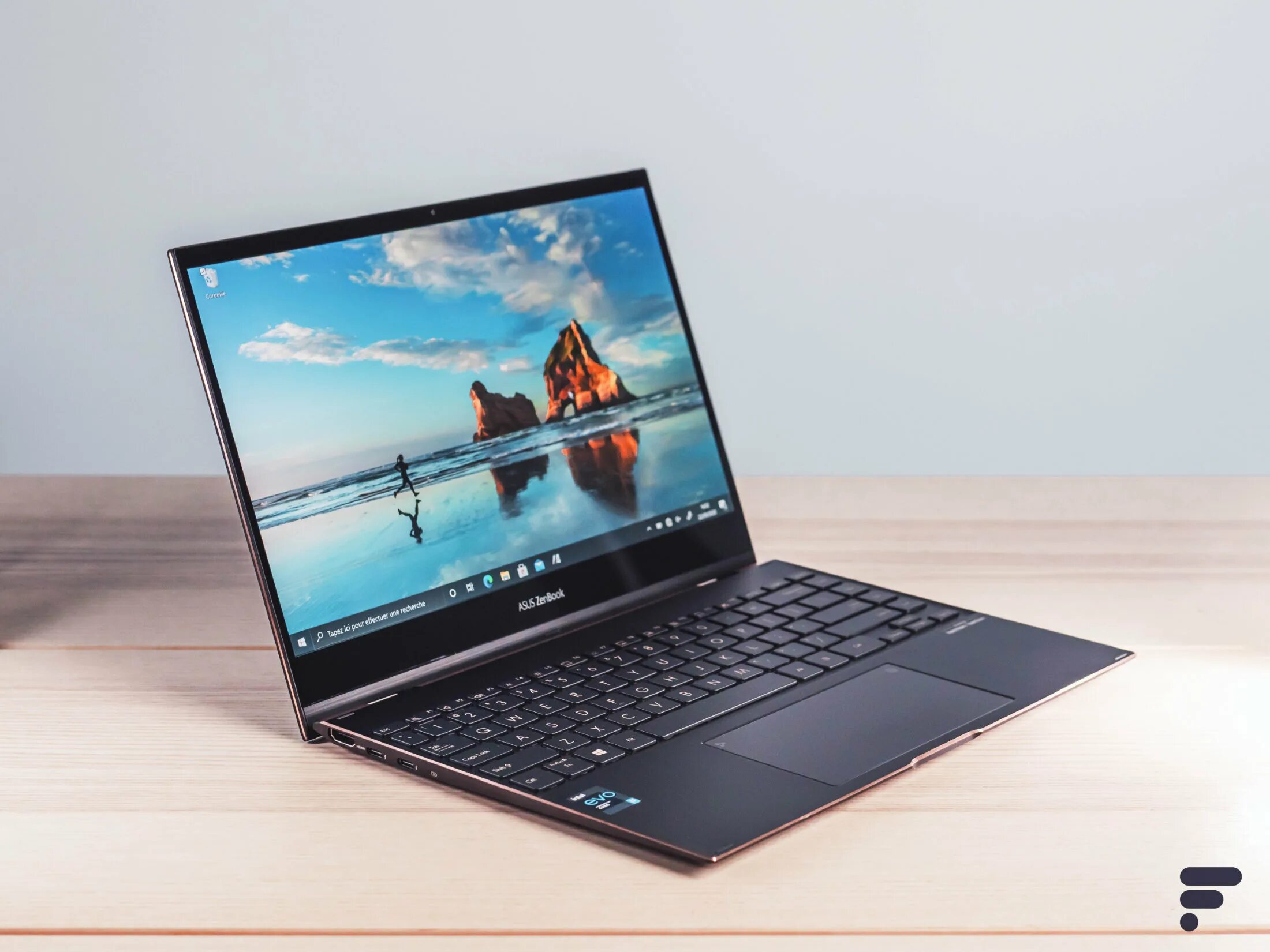 Asus zenbook 14 отзывы. ASUS ZENBOOK Flip s13 OLED. ASUS ZENBOOK Flip 14. ZENBOOK Flip s ux371ea. ASUS ZENBOOK 13 OLED.