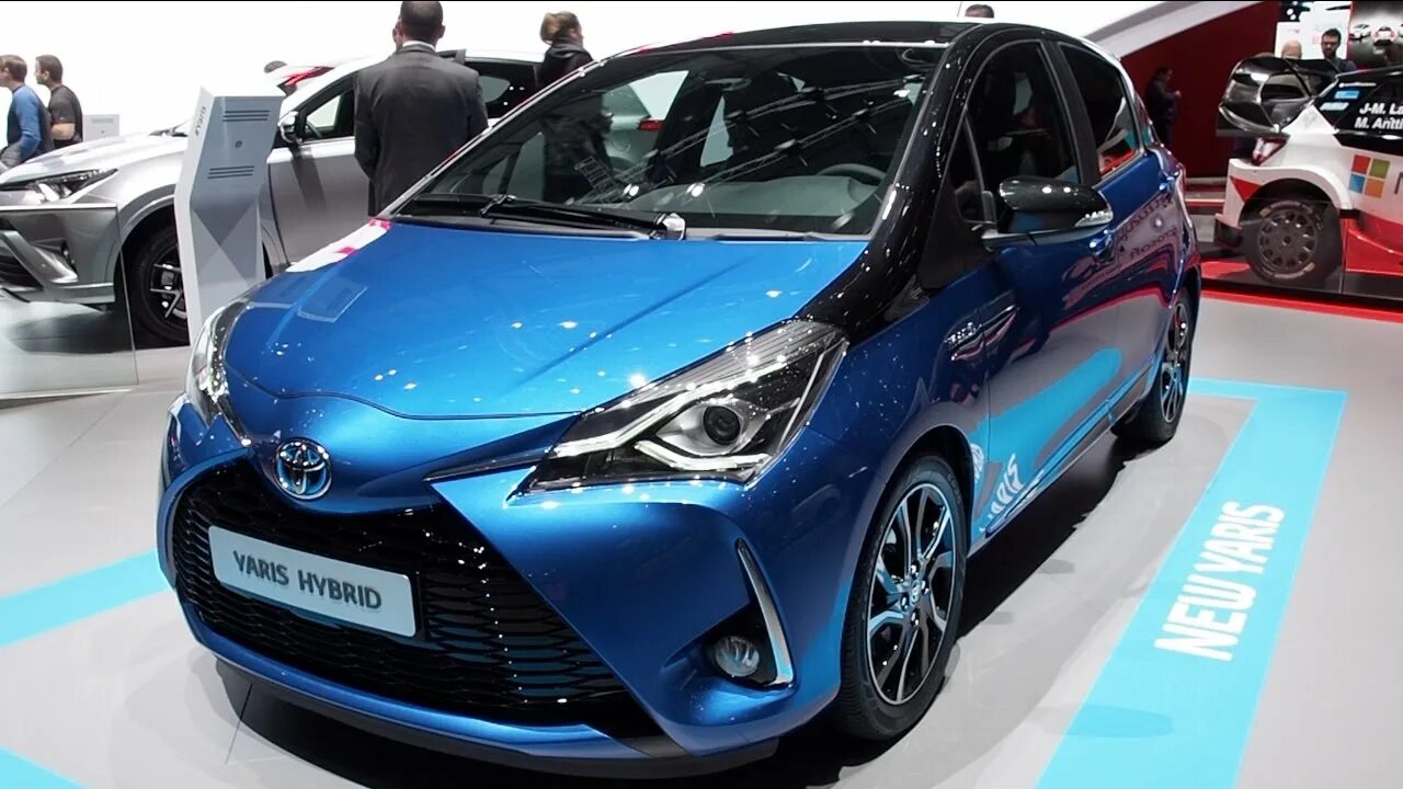 Hybrid 2017. Toyota Yaris 2017 Hybrid. Тойота Ярис 2017 гибрид. Тойота гибрид 2017. Тойота Витц гибрид.