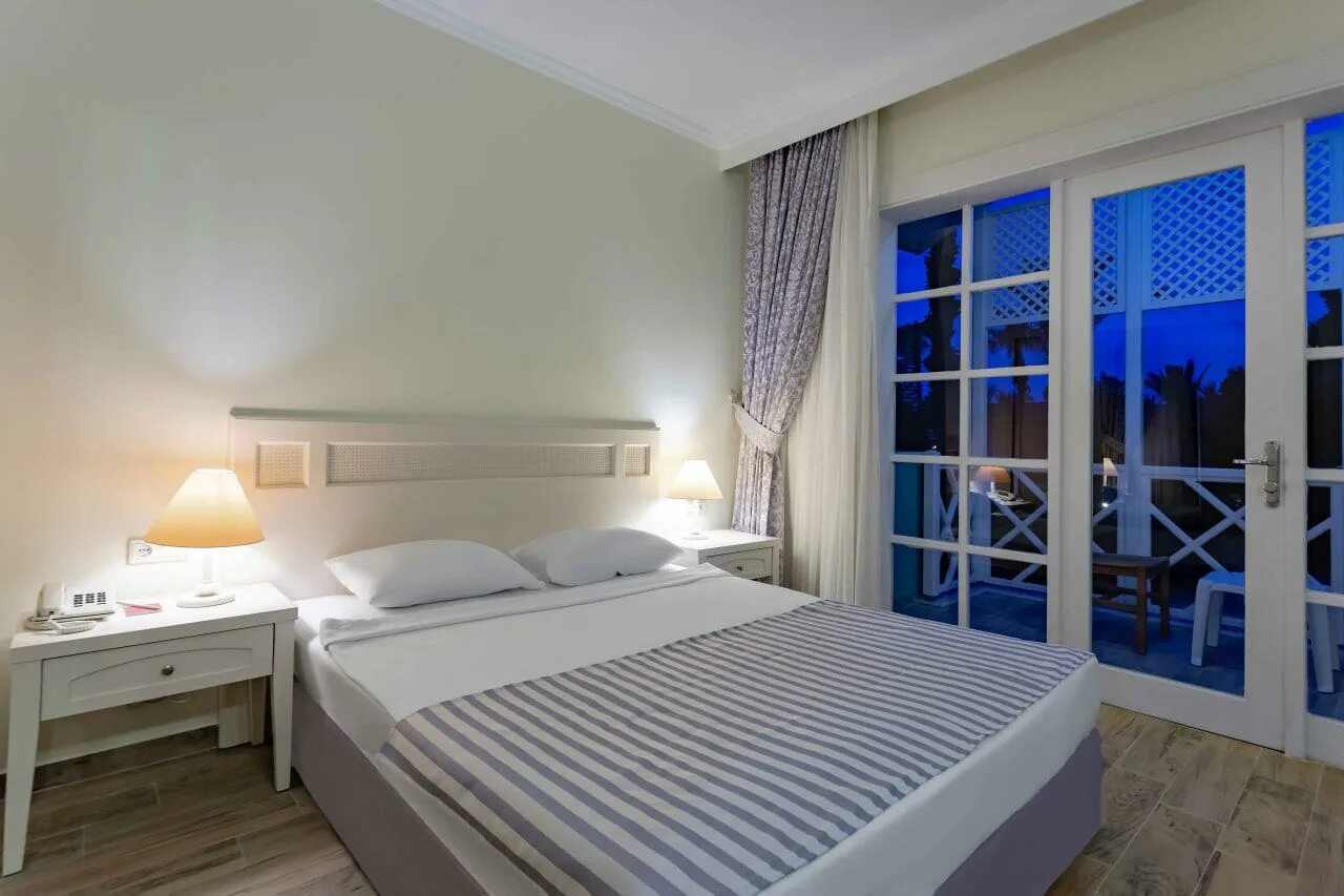 Эйфория палм бич сиде. Эйфория палм бич 5 сиде турция. Отель euphoria palm beach resort 5*. Епхория палм бич резорт сиде. Отель эйфория сиде турция 5 звезд.