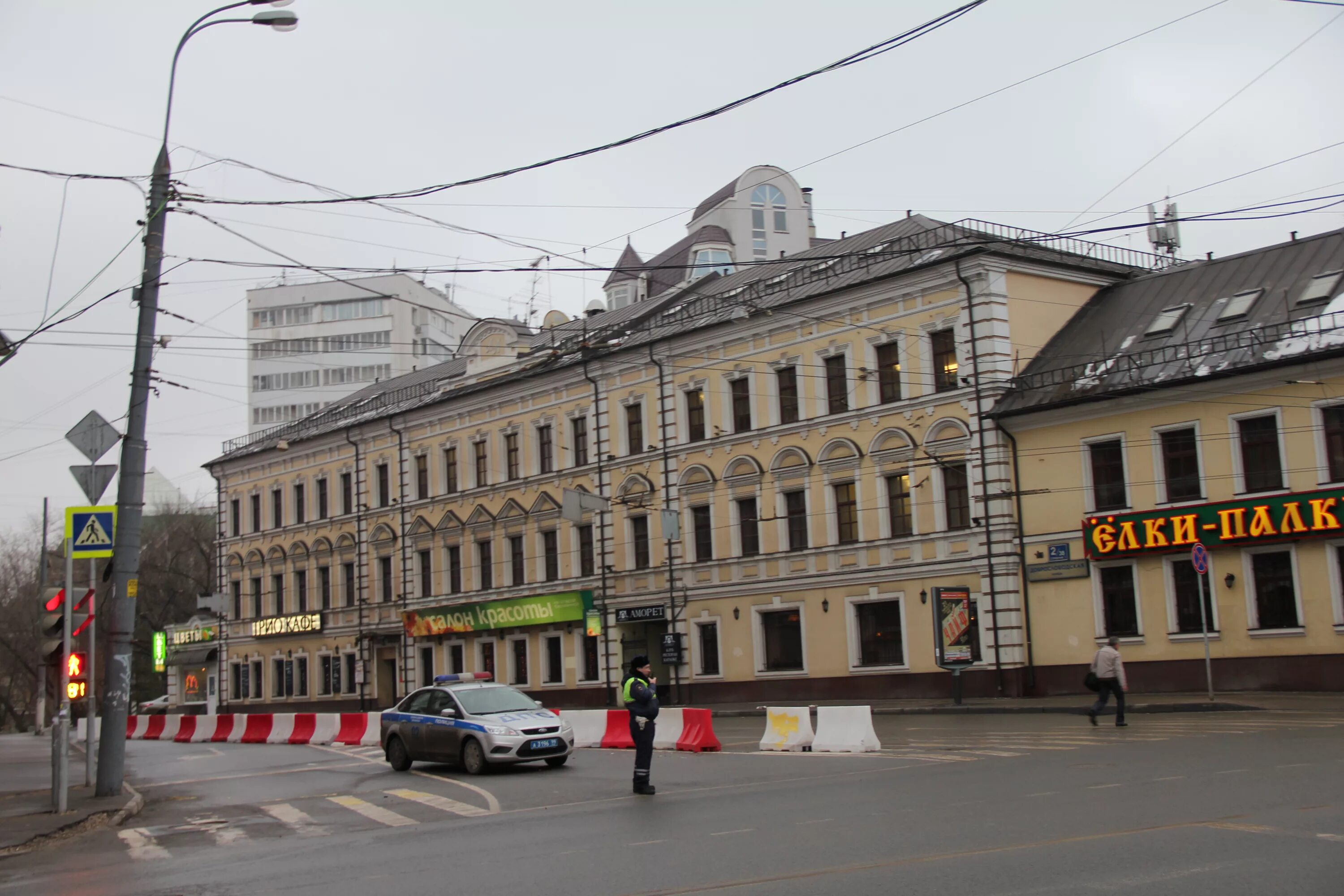 Старая басманная метро. Старая Басманная улица, 38. Ул. Старая Басманная, д. 38, стр.1, к.2. Г. Москва, Старая Басманная улица, 38/2с1. Ул. Старая Басманная, д. 38/2, строение 1,.