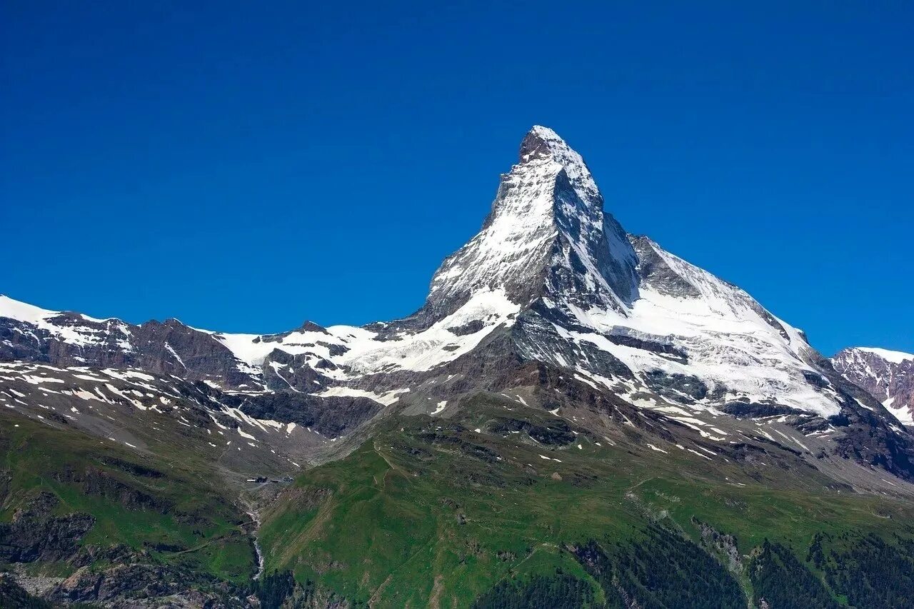 Пик маттерхорн швейцария. Маттерхорн швейцария. Matterhorn гора в швейцарии. Пик маттерхорн в альпах. Швейцария альпы matterhorn.